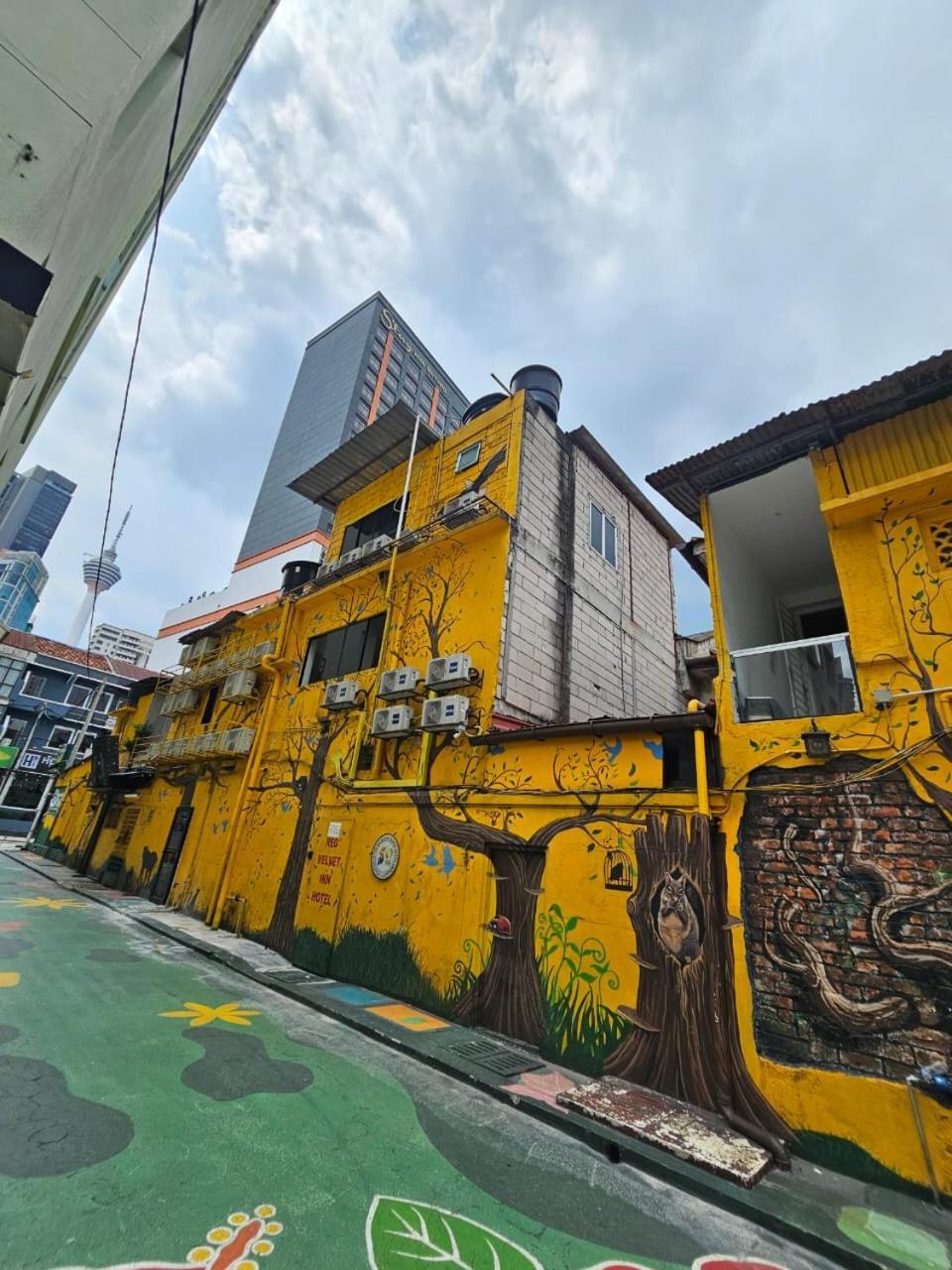 Red Velvet Inn Bukit Bintang Kuala Lumpur Exterior photo