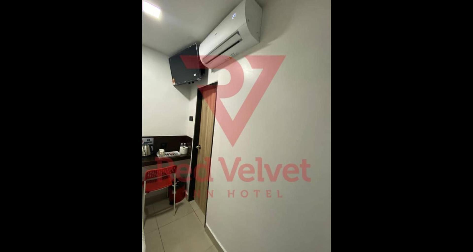 Red Velvet Inn Bukit Bintang Kuala Lumpur Exterior photo